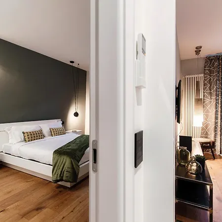 Apartman Hidden - By Myhomeincomo Como