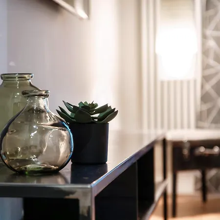 Hidden - By Myhomeincomo Apartman *